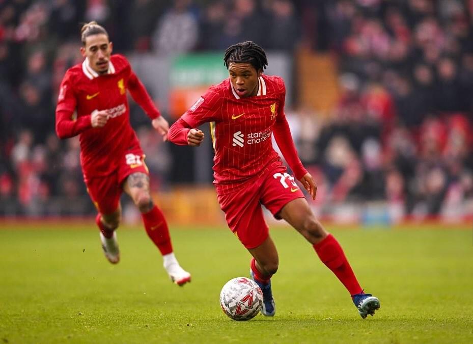 是促使巴黎 是促使巴黎