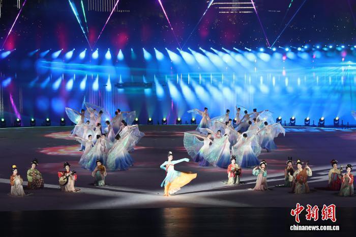 以成都金沙, sAA, 中新社记者