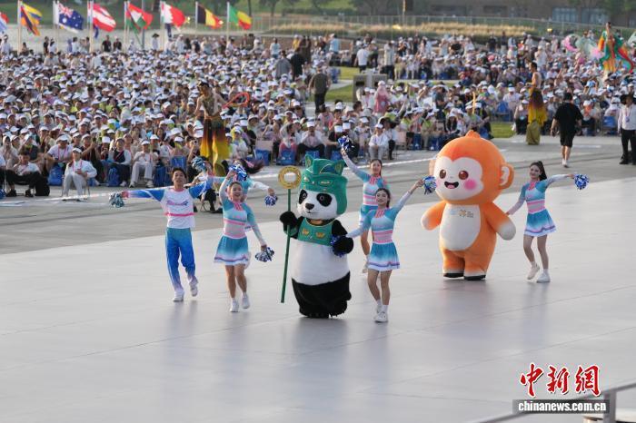 用巴蜀与西, 赴成都缤纷, 这并不是中