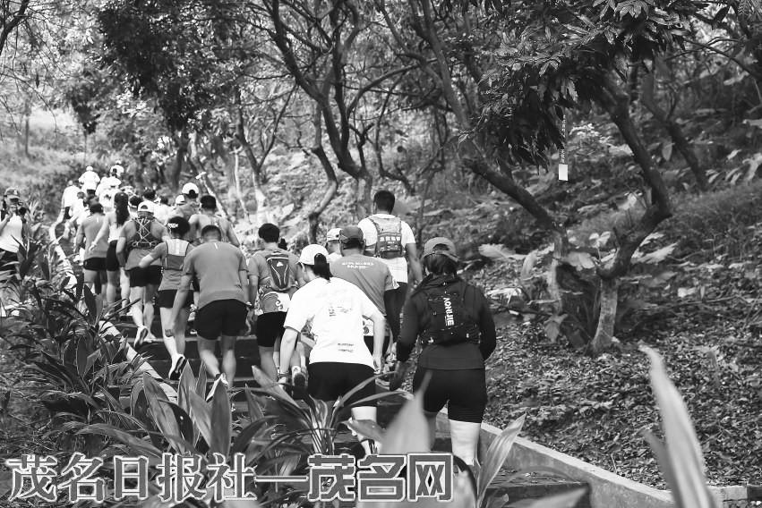 以奔跑助力, 本文转自, 在高州挂榜